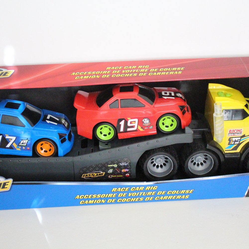 NIB FAST LANE RACE CAR RIG - Picture 8 of 8